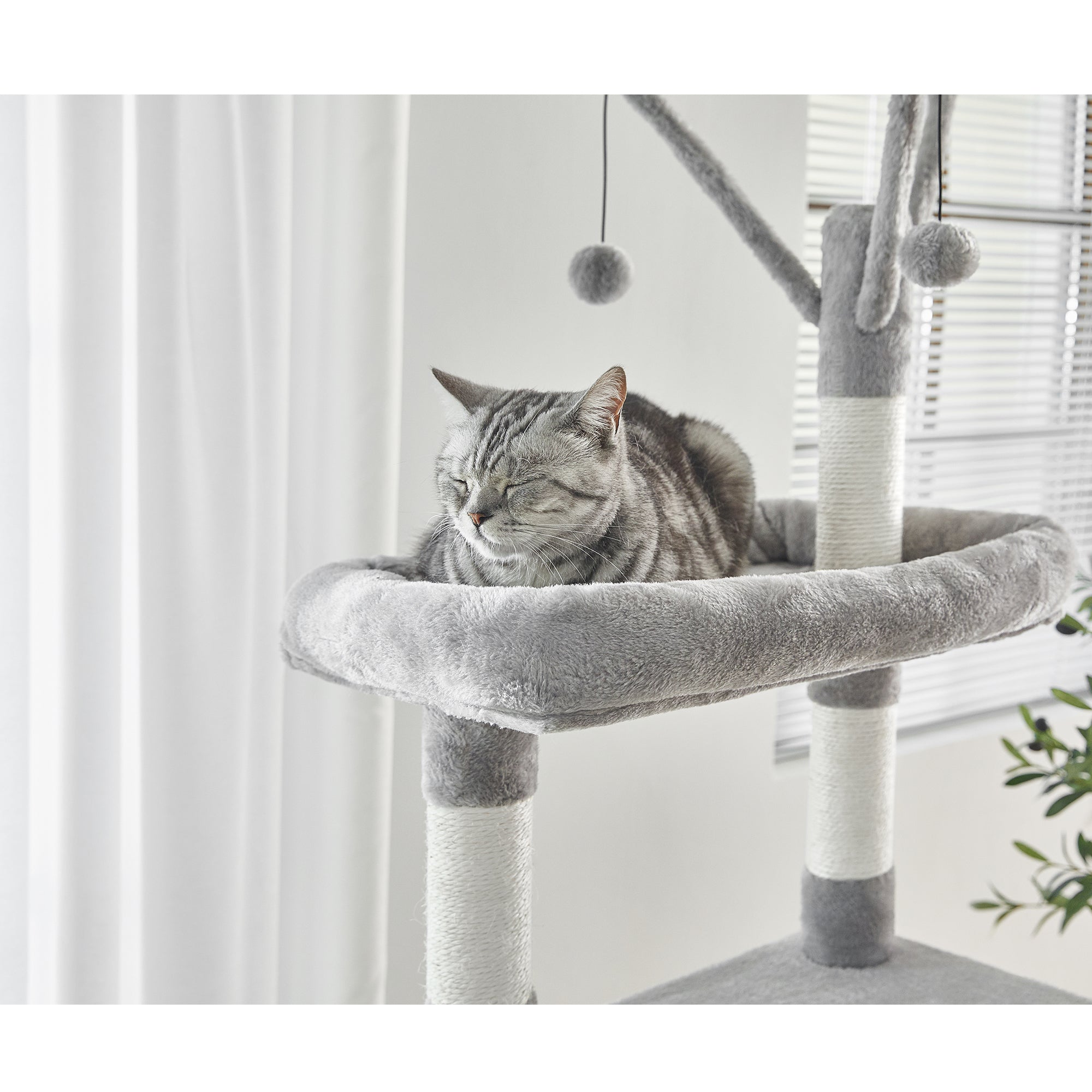 Cat Tree House with Scratching Posts, Cat Condo, Plush Perch Hammock